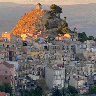 Centuripe, al via il cantiere per mettere in sicurezza Monte Calvario: un intervento da 3,5 milioni tra archeologia e prevenzione