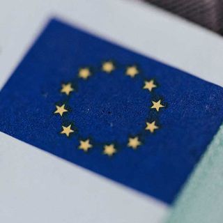 La Commissione Europea approva il piano per la ripresa e la resilienza modificato dell'Italia