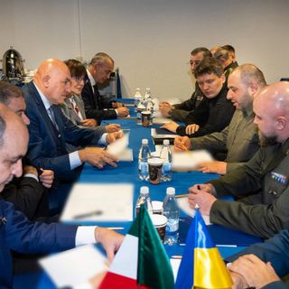 Ucraina, Crosetto a Ramstein “Impegno per una pace giusta”