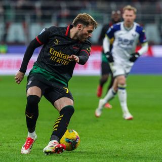 Il Milan batte il Verona 1-0, la decide Gimenez