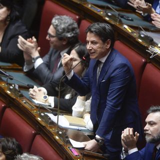 Conte “5 aprile in piazza, non vogliamo Italia in bolletta”