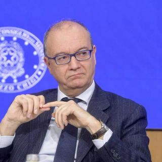 Scuola, Valditara “Non sarà più possibile fare 4 anni in 1”