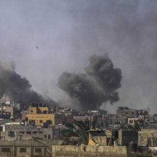 Nuovo raid israeliano a Gaza, colpita una scuola. Almeno 30 morti