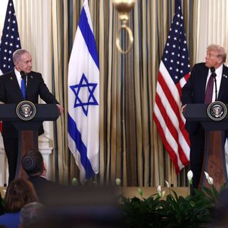 Trump presenta il piano per la pace a Gaza “Netanyahu lo ha accettato”