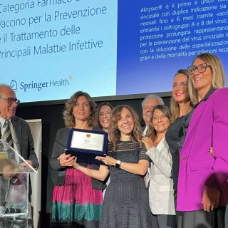 Pfizer premiata per il vaccino contro il virus respiratorio sinciziale