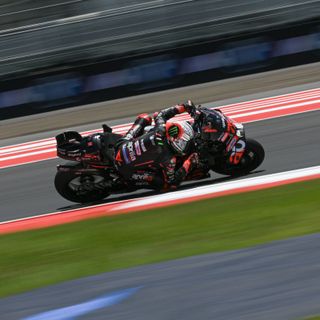 In Australia Bezzecchi vince la Sprint Race, 19° Bagnaia