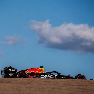 Verstappen vince la sprint di Austin, disastro McLaren
