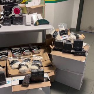 Smantellata filiera fumo illegale a Palermo, sequestro per 11 milioni