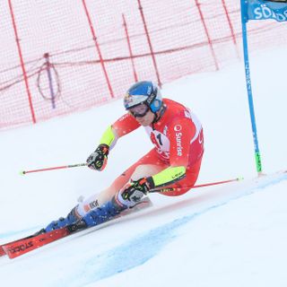 Marco Odermatt vince il primo gigante di Coppa del Mondo a Soelden