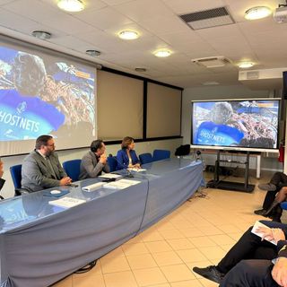 Dal mare all’energia, con “Green Plasma” le reti fantasma diventano risorsa