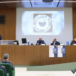 “Una vita per vincere il cancro”, a Bari la presentazione del libro di Schittulli