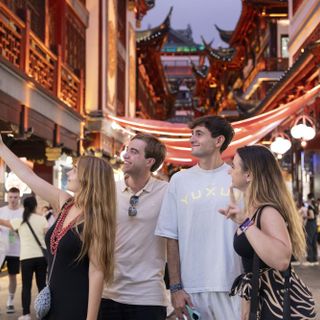 Cina, a Shanghai record di visitatori nel 2025