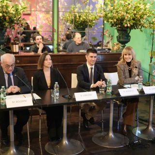 Tumori, via libera al pembrolizumab per 3 nuove indicazioni terapeutiche