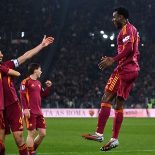 La Roma travolge la Cremonese 3-0 e aggancia il Napoli al 3° posto