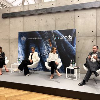 Sigarette “oggetti da museo” entro il 2035, Philip Morris lancia Bonds by Iqos