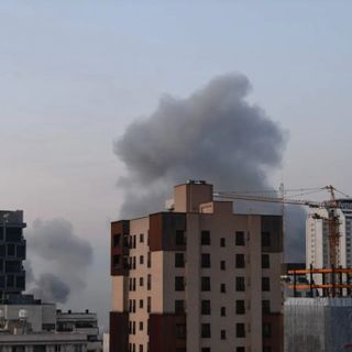 A Hormuz scambi di attacchi Iran-Usa, Trump “La tregua continua”