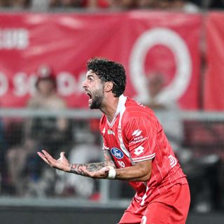 Il Monza torna in Serie A, Catanzaro vince 2-0 ma non basta