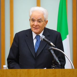 Mattarella “I Bersaglieri legati alla storia d’Italia, elemento cardine esercito”