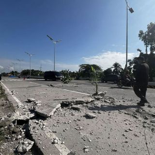 Terremoto di magnitudo 7.8 nelle Filippine, almeno 8 morti e 200 feriti