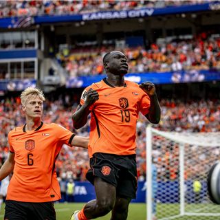 Tris Olanda con la Tunisia, primo posto nel Girone F