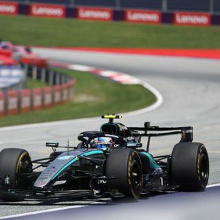 Antonelli domina il venerdì in Austria, Ferrari indietro