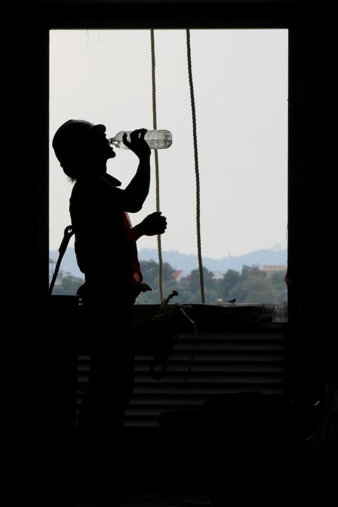 Caldo e lavoro: tutele e strumenti per affrontare l'estate Caldo e lavoro: tutele e strumenti per affrontare l'estate