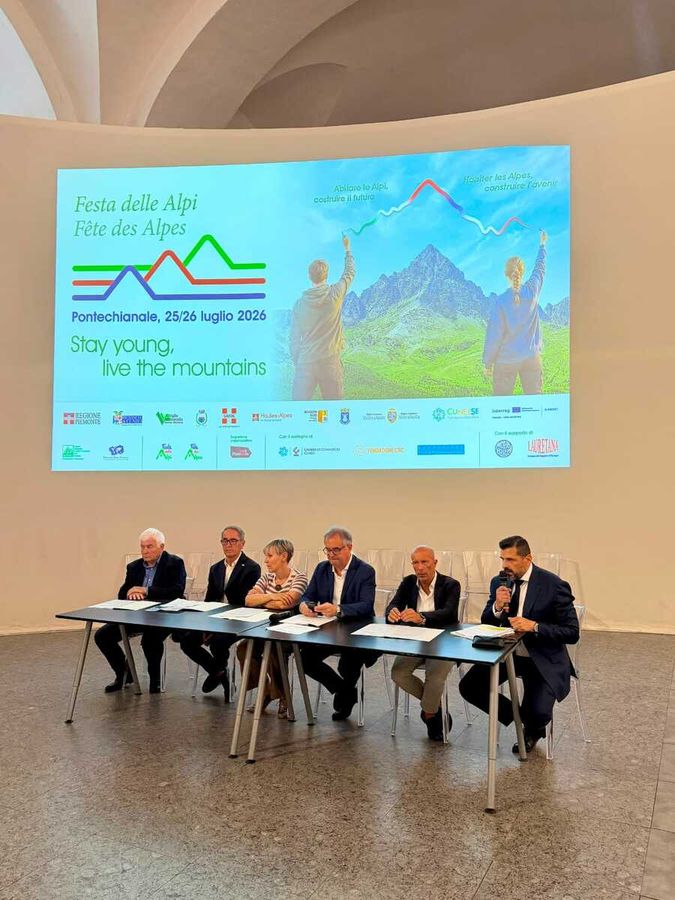 La “Festa delle Alpi” a Pontechianale: il futuro della montagna è transfrontaliero La “Festa delle Alpi” a Pontechianale: il futuro della montagna è transfrontaliero