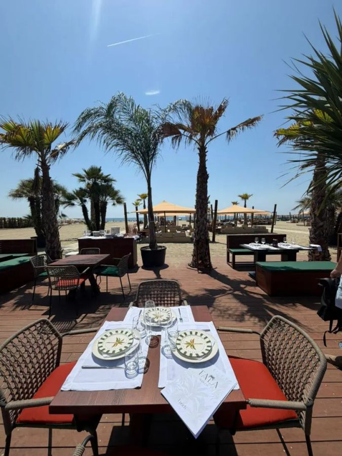 Marina di Pietrasanta, inaugurato il Tala Beach. Più di mille gli ospiti Marina di Pietrasanta, inaugurato il Tala Beach. Più di mille gli ospiti