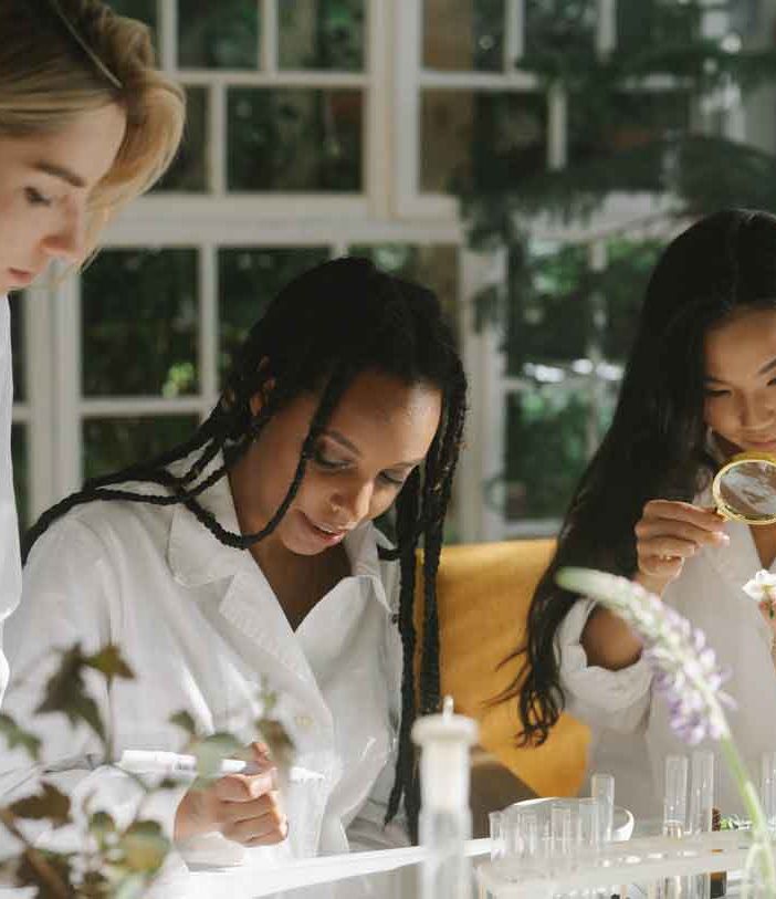 Parità di genere. Il futuro delle Donne è nella scienza.