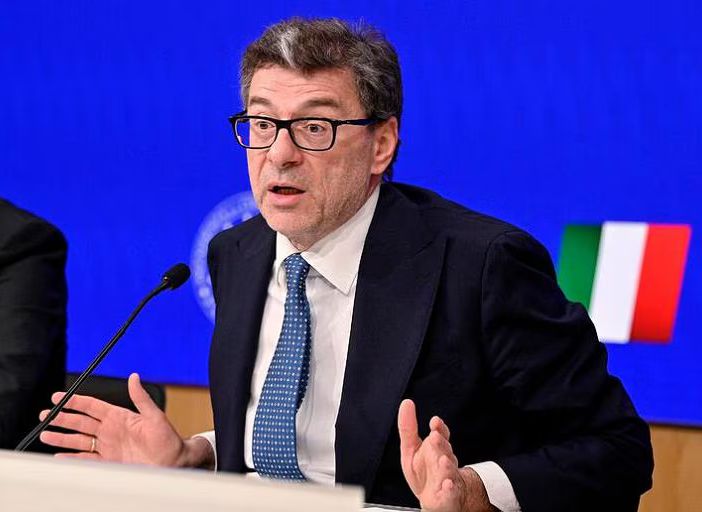 Sul superbonus è alta tensione tra Tajani e Giorgetti