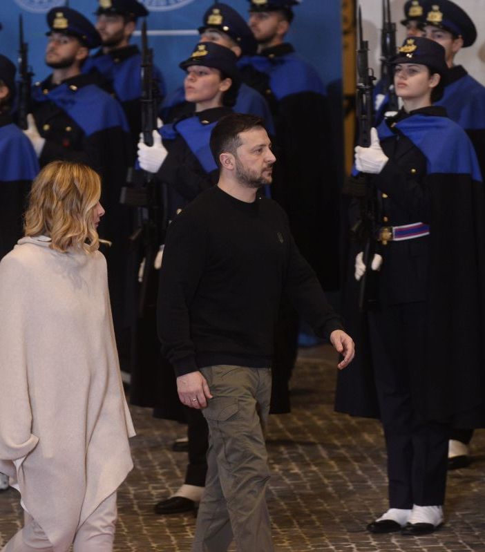 Zelensky “Grati all’Italia per il sostegno alla nostra difesa aerea”