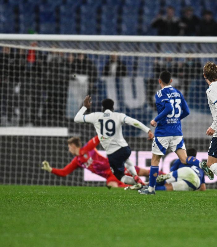 All’Olimpico Cutrone risponde a Dia, Lazio-Como 1-1