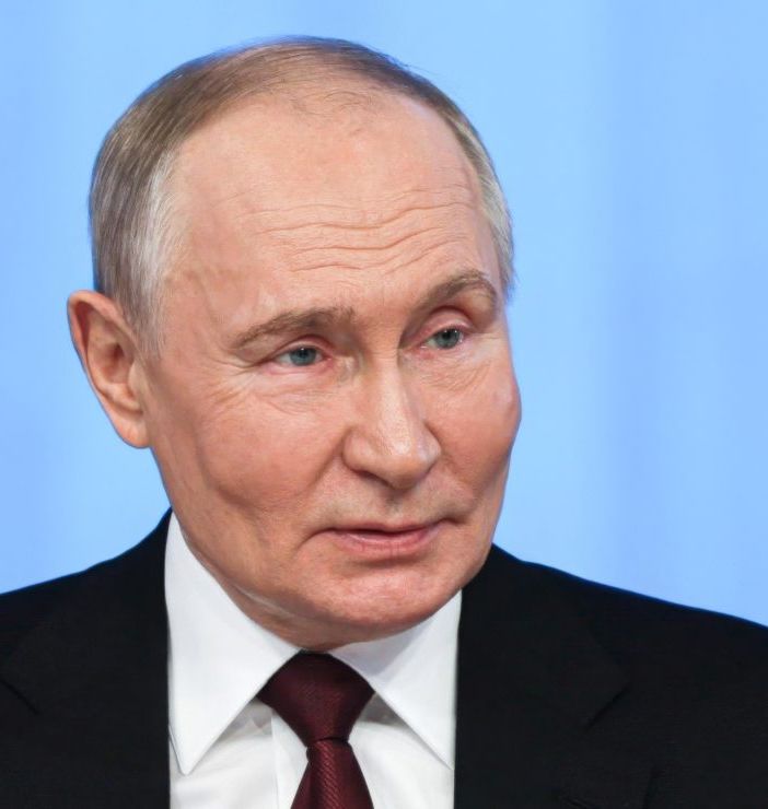 Putin “Con Iran obiettivi comuni, forte cooperazione sull’energia”