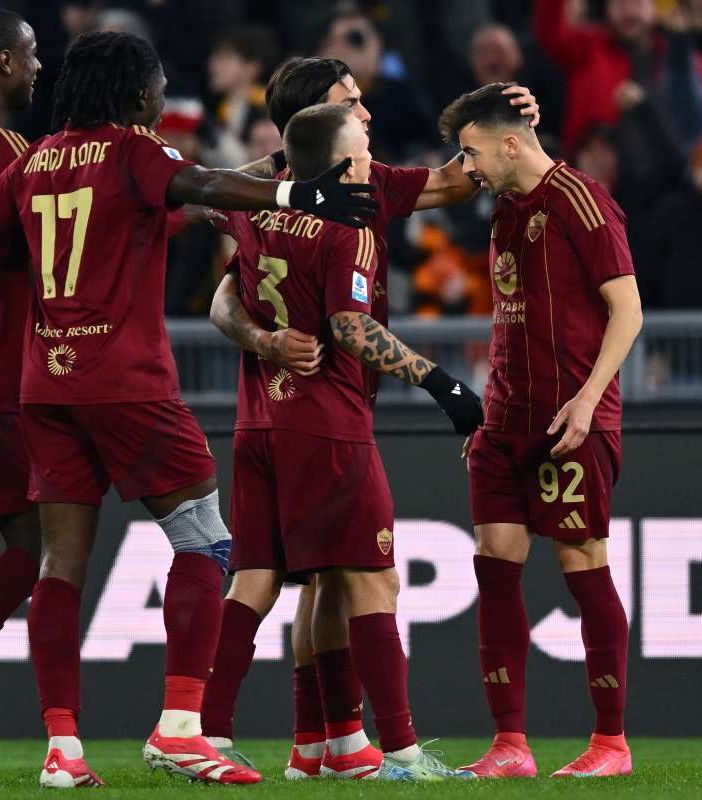 Roma-Genoa 3-1, giallorossi lontani dai bassifondi