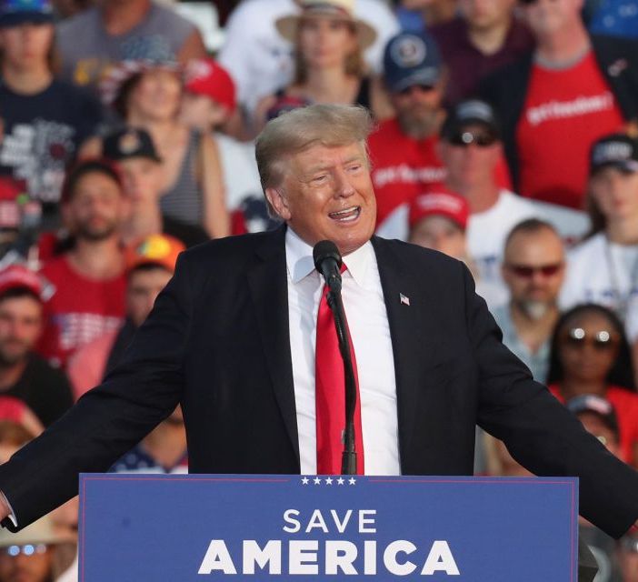 Ucraina, Trump a Putin “Stop alla guerra o dazi e sanzioni”