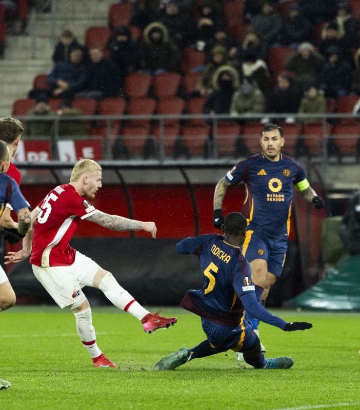 AZ Alkmaar-Roma 1-0, decide Parrott nel finale