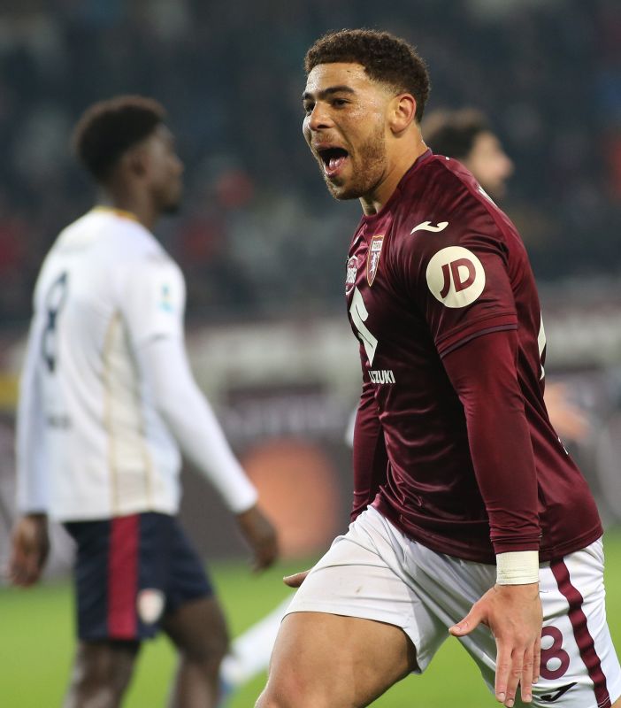 Doppietta di Adams, il Torino batte 2-0 il Cagliari