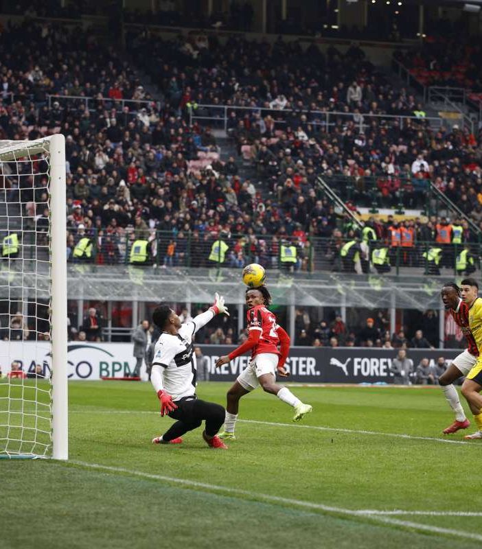 Milan in volata, Parma rimontato e battuto 3-2 a San Siro