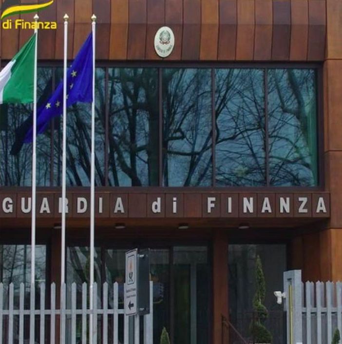 Smantellata rete internazionale traffico di droga, 12 arresti