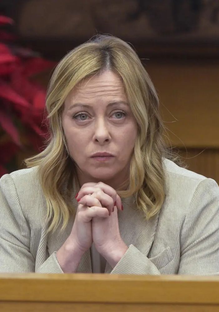 Meloni “Avanti a difesa dell’Italia senza esitazioni”