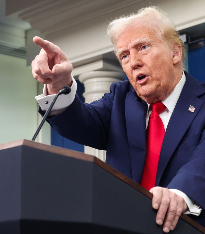 Incidente aereo Usa, Trump attacca Biden e Obama sulla sicurezza