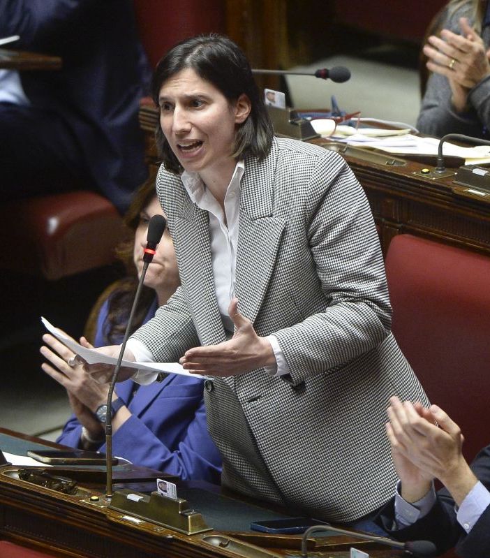 Schlein “Meloni fa la vittima ma non si occupa del Paese”