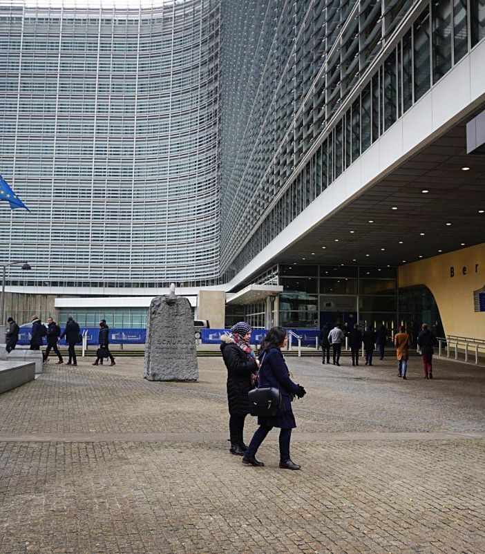 Lavoro, via libera da Commissione Ue ai Bonus Giovani e Donne