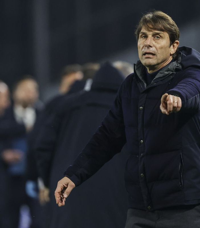 Conte “Roma cresciuta tanto. Mercato? Lavoro con quelli che ho”