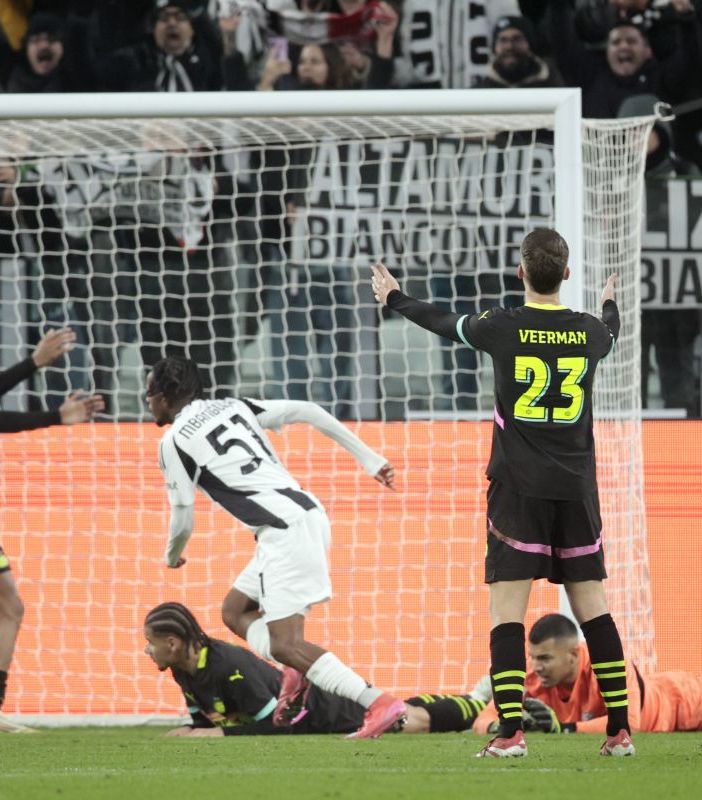 La Juve vince il primo round, battuto il Psv 2-1