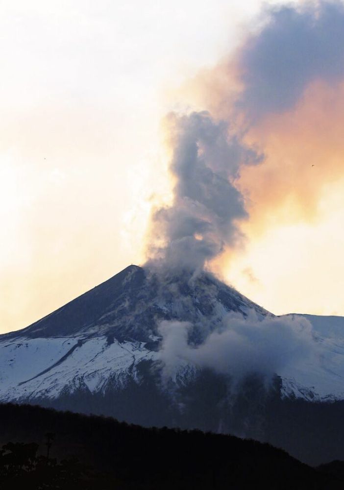 Eruzione dell’Etna, parziale ripristino dei voli in arrivo a Catania