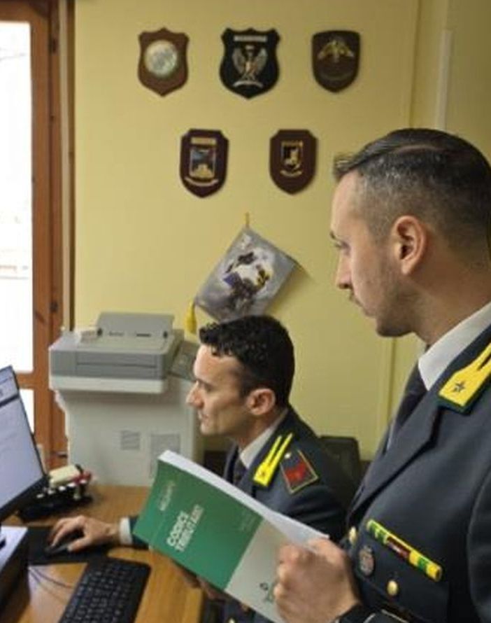Maxi frode fiscale su commercio auto, sequestro per 5 milioni a Cosenza