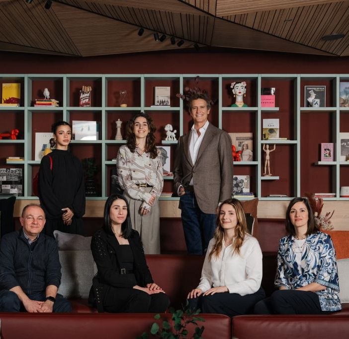 Unhate Foundation, talenti under 30 guidano l’impegno per i giovani
