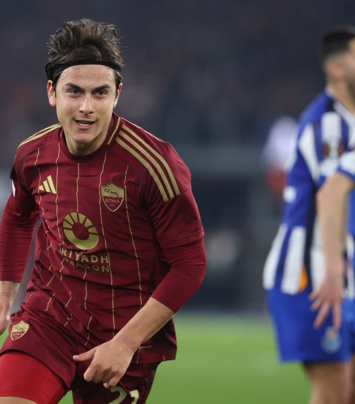 Dybala trascina la Roma agli ottavi, battuto 3-2 il Porto