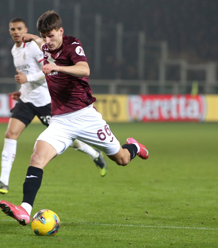 Il Milan cade ancora, il Torino vince 2-1